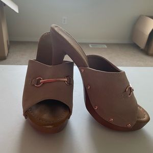 COPY - Heeled mules